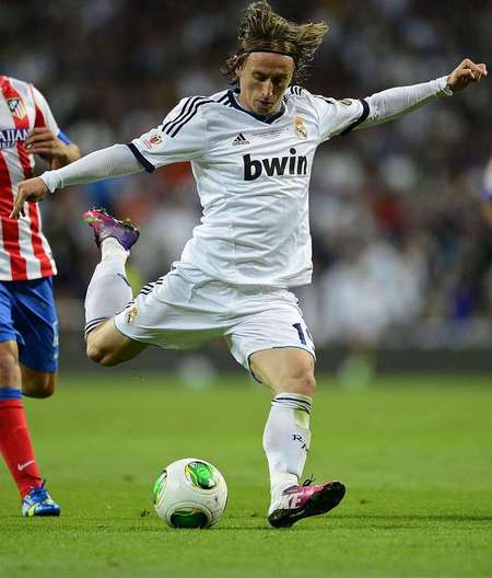 剧场版《世界计划 坏掉的世界与无法歌唱的Miku》PV