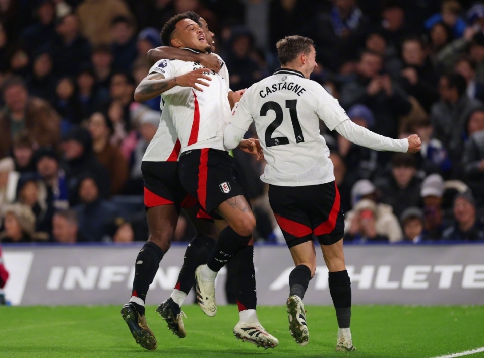 火箭110-105险胜森林狼！杜兰特39+7，申京25+14六犯毕业，兰德尔39分