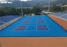 真是个天大的好消息😍👏🏻 来源：REAL MADRID FANS🚨 迪恩·胡伊森随队合练。